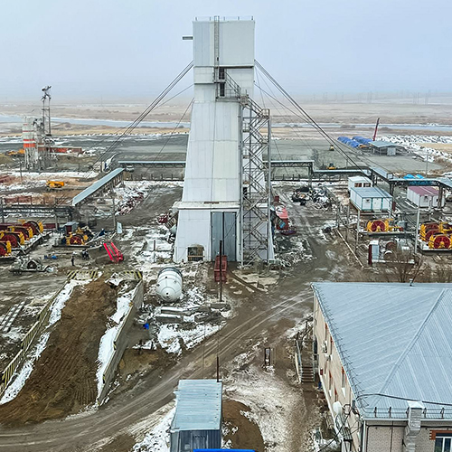 Changement R&eacute;ussi Du Support Au Sol  Traditionnel De L'arche En Acier Aux Normes De Boulonnage De Support Au Sol &laquo; Western &raquo; 
